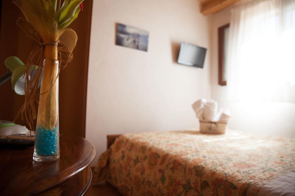 Acqua Di Mare Bed & Breakfast Locogrande Exterior photo