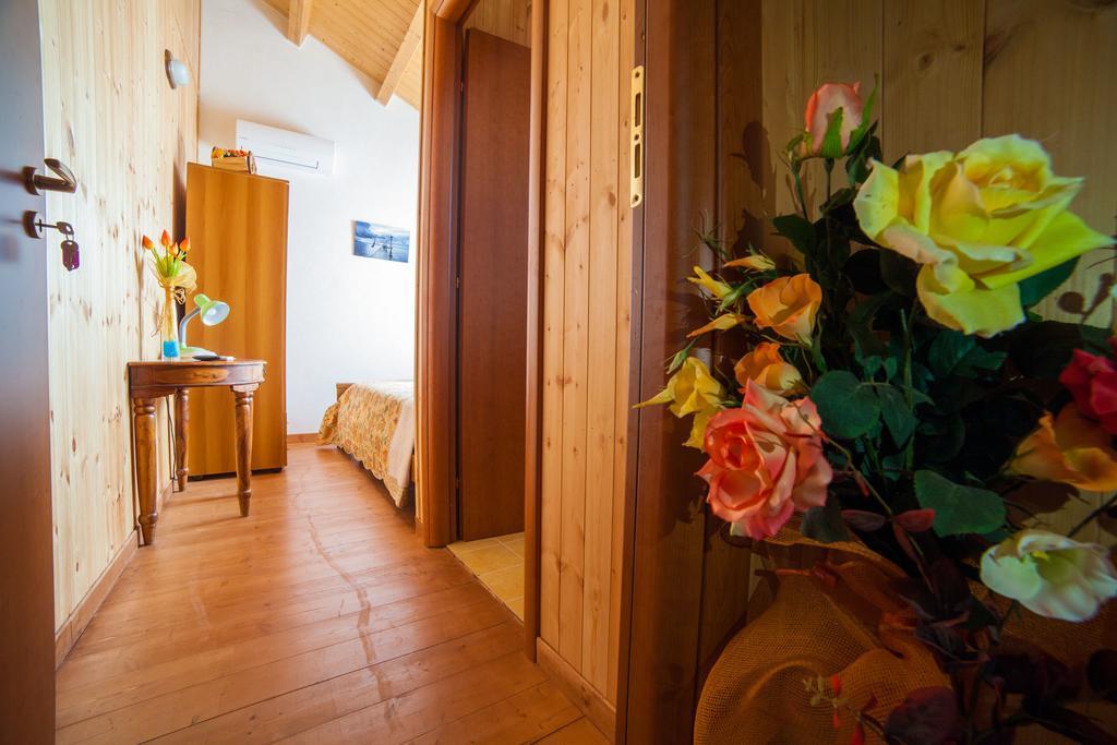 Acqua Di Mare Bed & Breakfast Locogrande Exterior photo