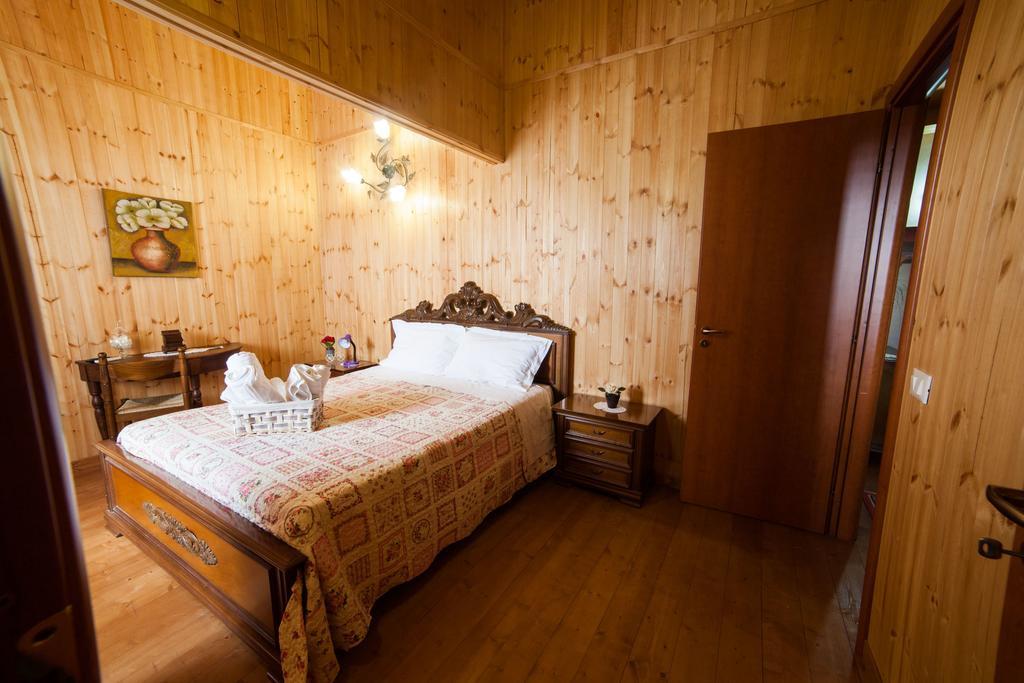 Acqua Di Mare Bed & Breakfast Locogrande Exterior photo