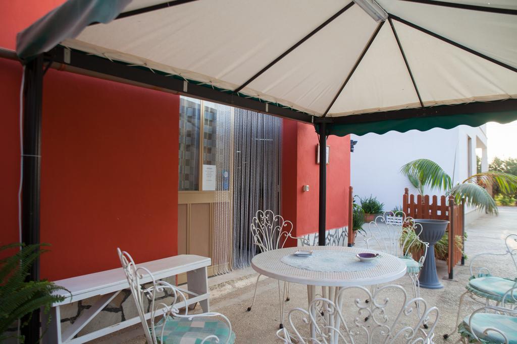 Acqua Di Mare Bed & Breakfast Locogrande Exterior photo