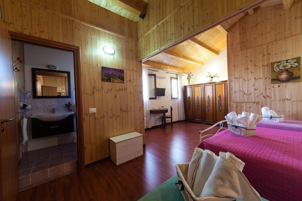 Acqua Di Mare Bed & Breakfast Locogrande Exterior photo