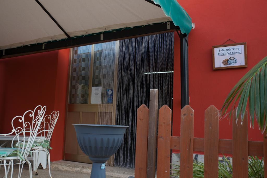 Acqua Di Mare Bed & Breakfast Locogrande Exterior photo